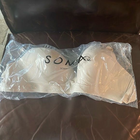 Soma Other - NIB Soma wireless Enbliss Bra in Pale Sand